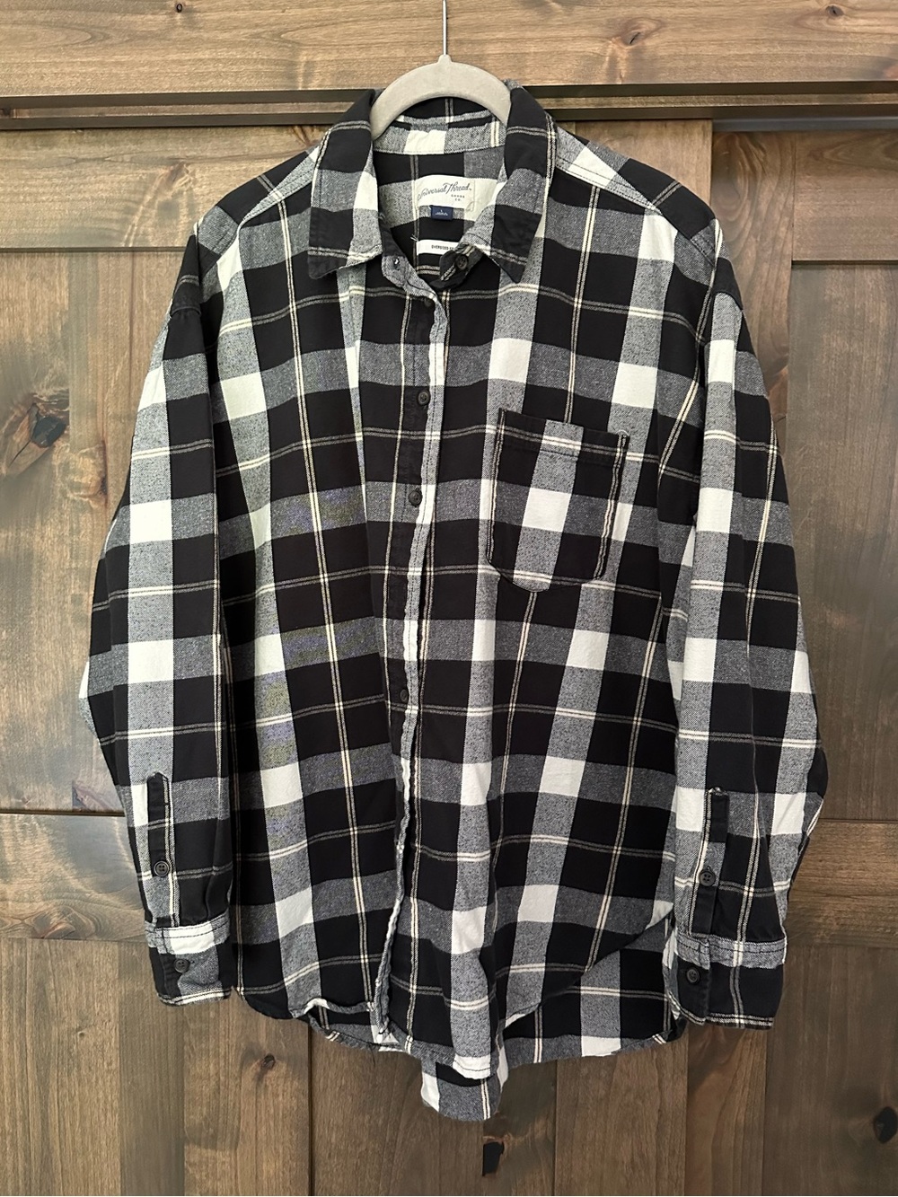 Universal Thread Women’s Plaid Flannel Shirt